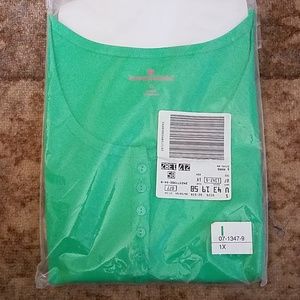 New 1x Half Button Short Sleeve Shirt